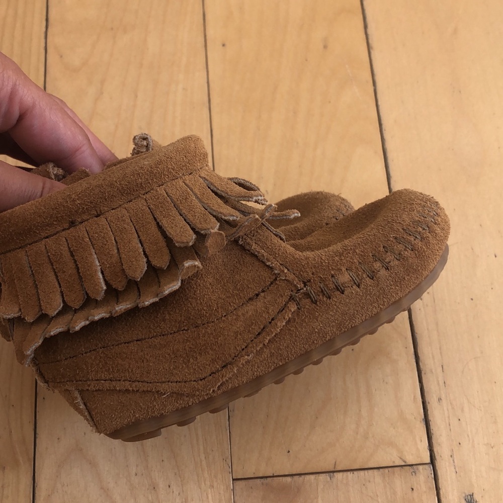 Minnetonka moccasins! New!